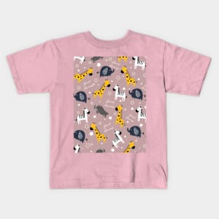 Sweet dreams little one zoo animals cute pattern pastel pink Kids T-Shirt